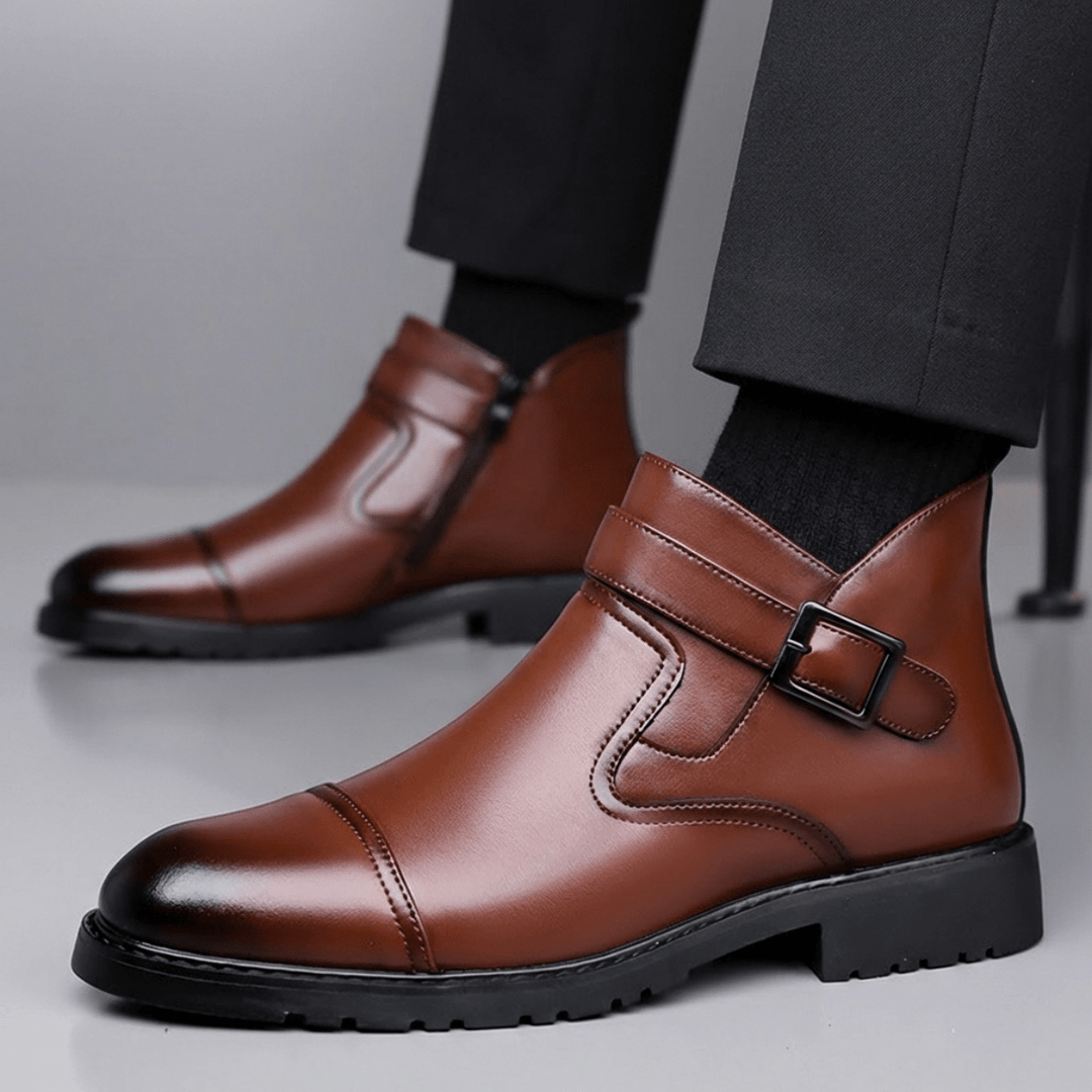 Bottes Homme en Cuir avec Sangle à Boucle et Semelle Crantée