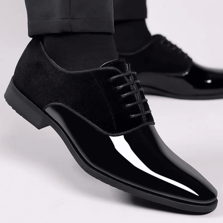 Chaussures Oxford Homme en Velours avec Bout en Cuir Verni et Lacets