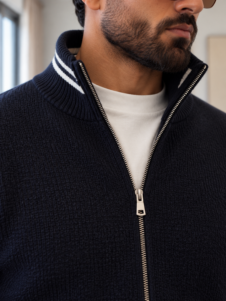 Ensemble Maille Homme Veste Col Montant Poignets Rayés Et Pantalon