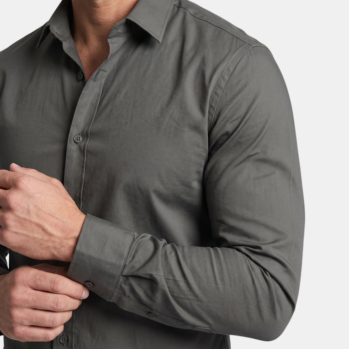 Chemise Homme Ajustée à Manches Longues et Col Pointu