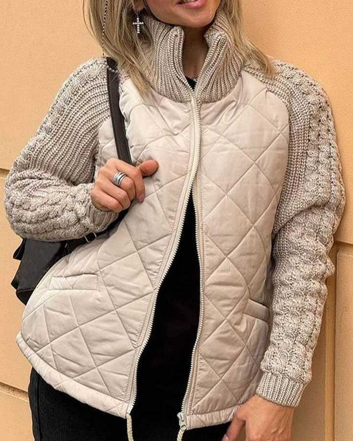 Veste Matelassée pour Femme avec Manches en Maille Tricotée et Col Montant