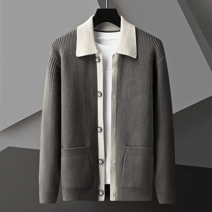 Gilet Homme en Maille Col Contrasté avec Boutons et Poches