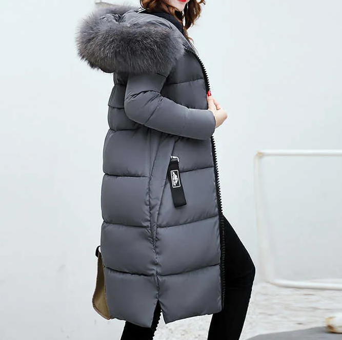 Doudoune Longue pour Femme avec Col en Fausse Fourrure et Fermeture Zip