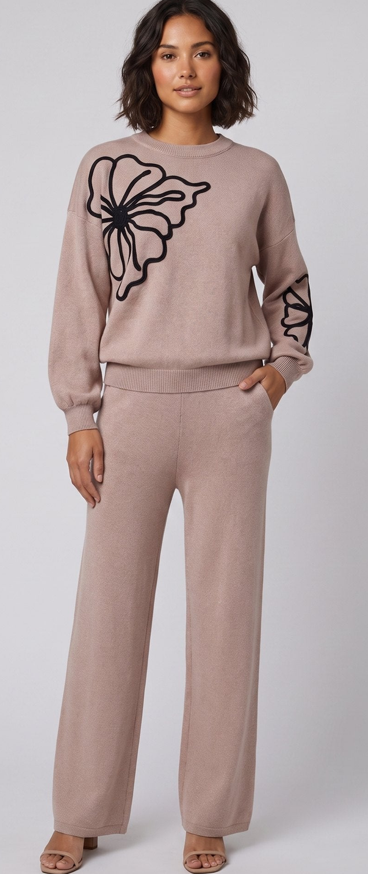 Ensemble Maille Sweat Brodé Fleur et Pantalon Large pour Femme